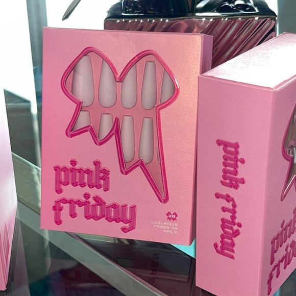 Pink Friday Nails by Nicki Minaj - Picture 6 of 11